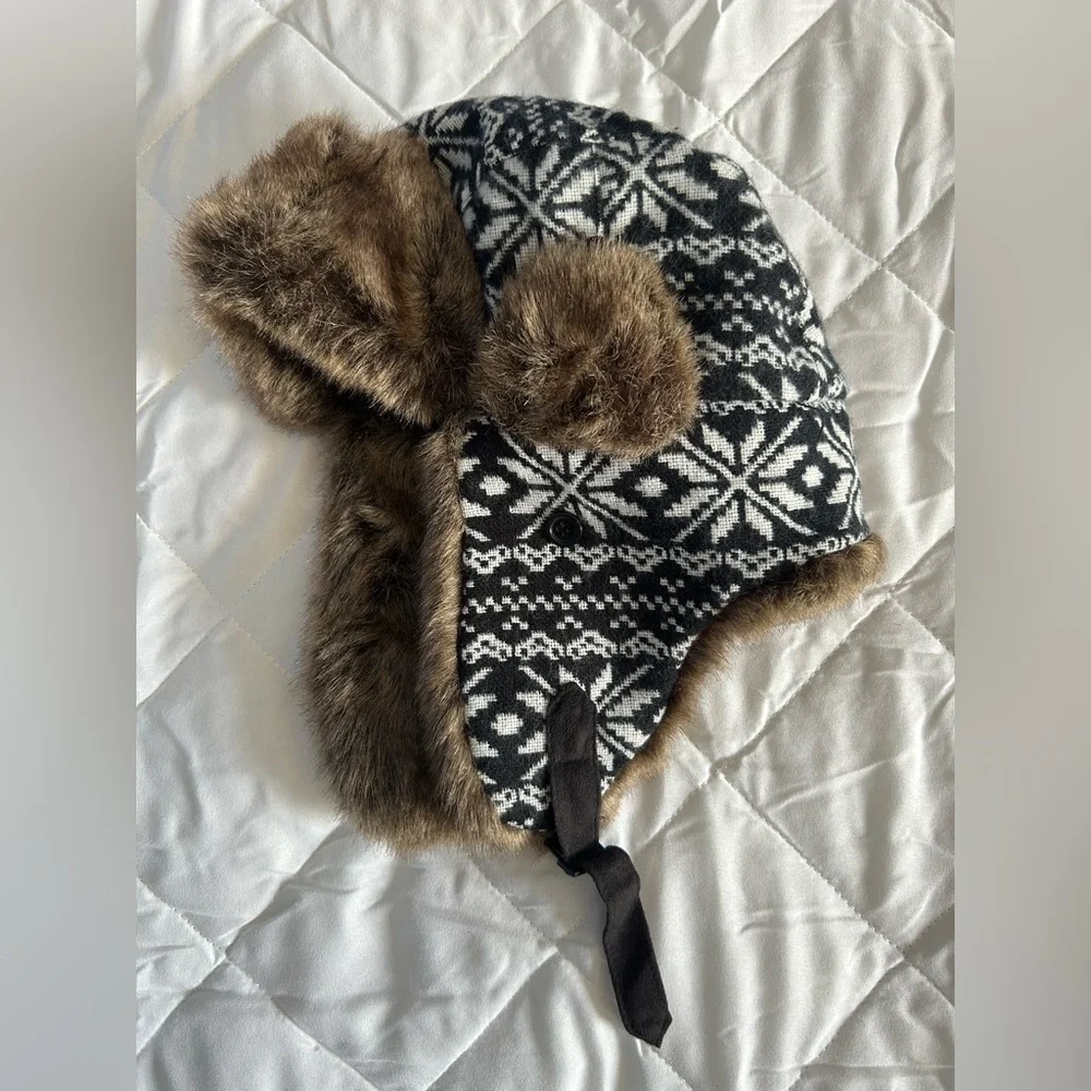 NWT So Fairisle Faux Fur Winter Trapper Hat